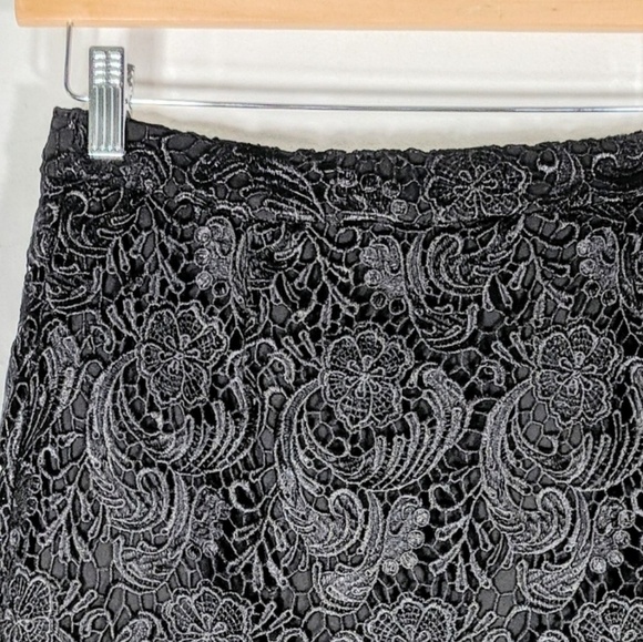 Blaque Label Dresses & Skirts - Blaque Label Lace Pencil Skirt
